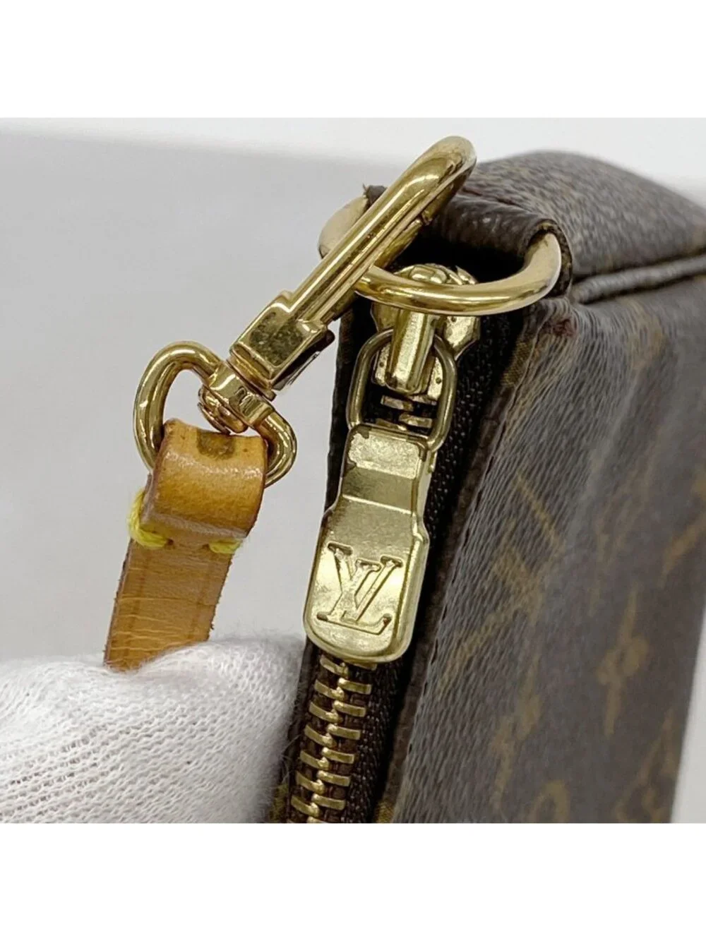 Louis Vuitton Pouch Monogram Pochette Soirle Brown
